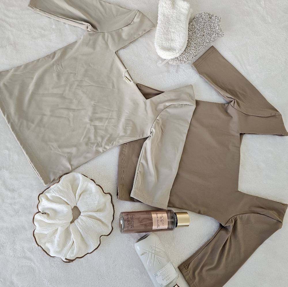 Lizette Collection Fall Tops - Picture 8 of 11